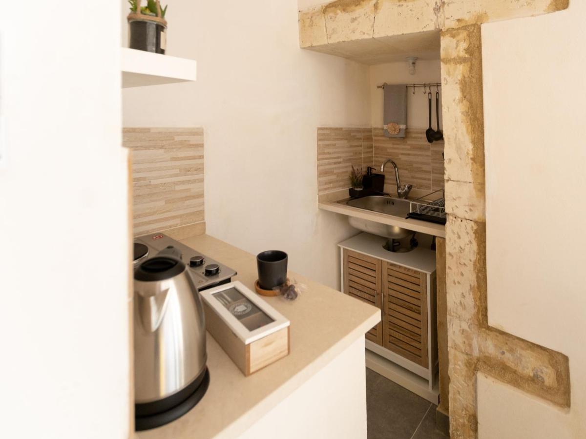Ma-Ri House Apartment Сиракуза Екстериор снимка