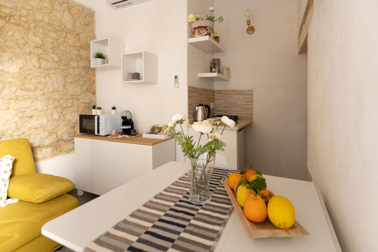 Ma-Ri House Apartment Сиракуза Екстериор снимка